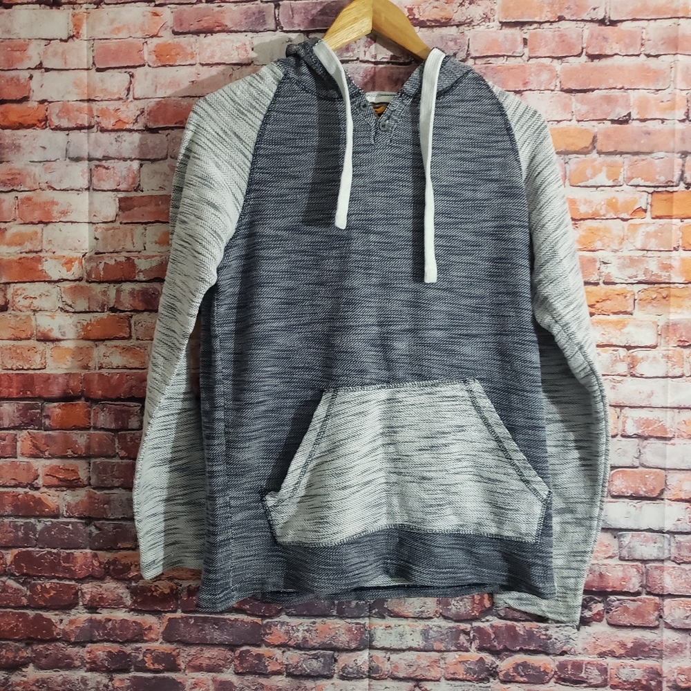 Free Planet Women's Gray Hoodie Sweatshirt Size M